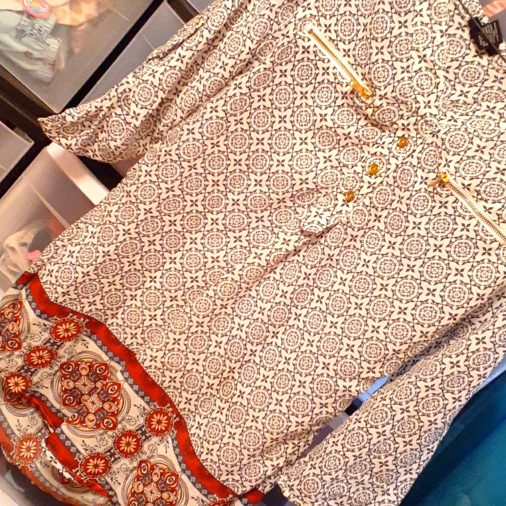 Women shirt
